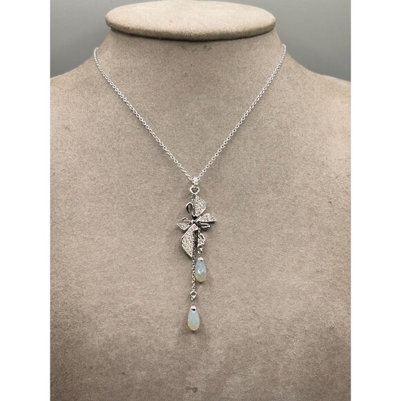 Swarovski Signature Swan Pendant Necklace Butterfly Flower with Crystal Drops - Picture 4 of 9